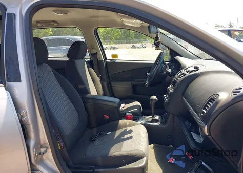 2006 Chevrolet Malibu Maxx Lt from USA, damaged, VIN 1G1ZT61806F257597